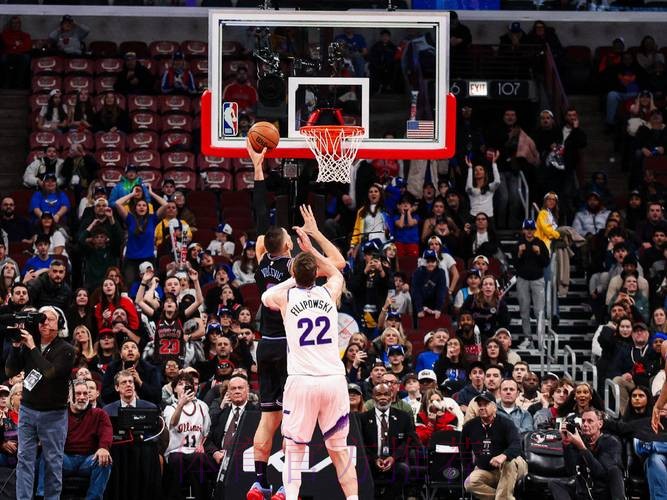 武切维奇35+7 公牛战胜爵士